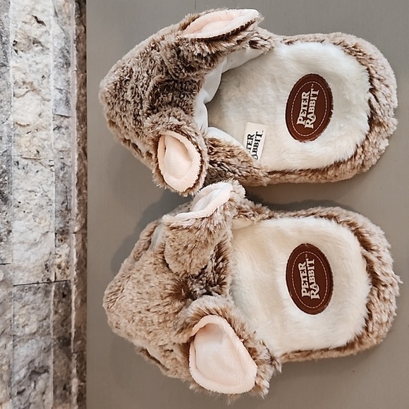 Peter Rabbit Cute Bunny Slippers - Picture 2 of 7